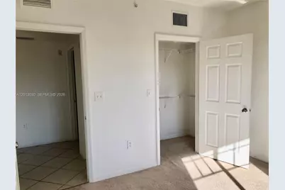 6559 Emerald Dunes Dr #304, West Palm Beach, FL 33411 - Photo 11