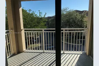 6559 Emerald Dunes Dr #304, West Palm Beach, FL 33411 - Photo 5