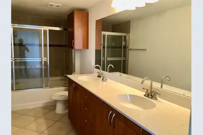 6559 Emerald Dunes Dr #304, West Palm Beach, FL 33411 - Photo 9