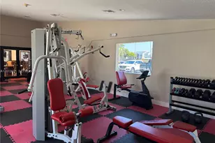 6195 NW 186th St, Hialeah, FL 33015 - Photo 5