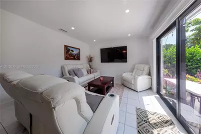 19311 Sterling Dr, Cutler Bay, FL 33157 - Photo 15