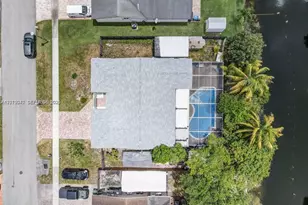 8830 NW 3rd St, Pembroke Pines, FL 33024 - Photo 17