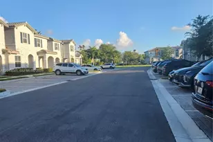 2693 SE 19th St, Homestead, FL 33035 - Photo 3