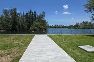 8240 SW 210th St, Cutler Bay, FL 33189 - Photo 41