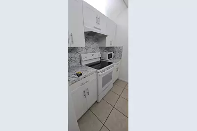 8240 SW 210th St #214, Cutler Bay, FL 33189 - Photo 11