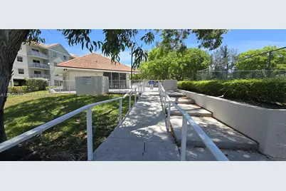 8240 SW 210th St #214, Cutler Bay, FL 33189 - Photo 37