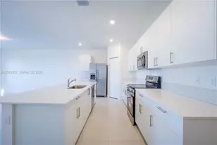 4941 Peacock Way, Dania Beach, FL 33312 - Photo 13