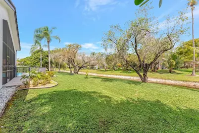 10325 NW 6th St, Coral Springs, FL 33071 - Photo 47