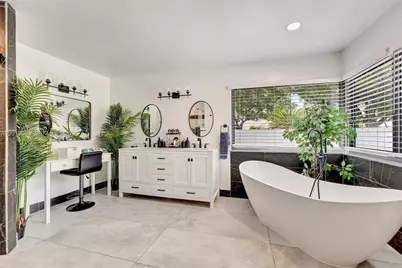 10325 NW 6th St, Coral Springs, FL 33071 - Photo 25