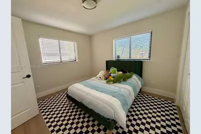151 SE 6th Ct, Pompano Beach, FL 33060 - Photo 7