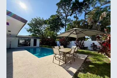 151 SE 6th Ct, Pompano Beach, FL 33060 - Photo 1