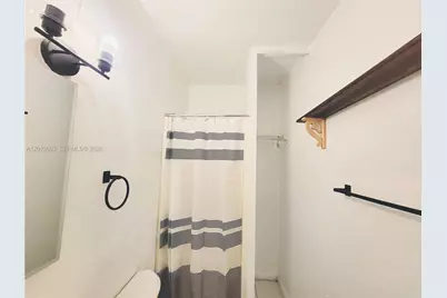 6730 Charleston St #B-2, Hollywood, FL 33024 - Photo 11