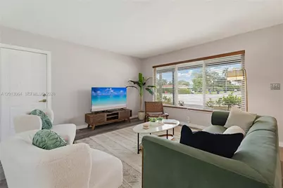 2825 NW 9th Ave, Wilton Manors, FL 33311 - Photo 3