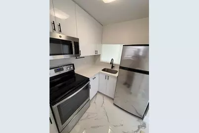 4298 NW South Tamiami Canal Dr #4, Miami, FL 33126 - Photo 5