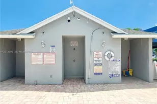 430 NE 210th Cir Terrace, Miami, FL 33179 - Photo 29