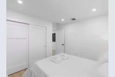 301 88th St, Surfside, FL 33154 - Photo 43