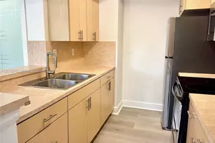 15560 SW 106th Ln, Miami, FL 33196 - Photo 9