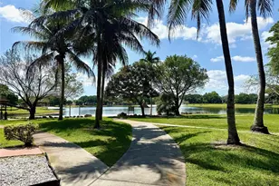 15560 SW 106th Ln, Miami, FL 33196 - Photo 3