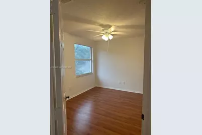 17110 NW 10th St, Pembroke Pines, FL 33028 - Photo 27