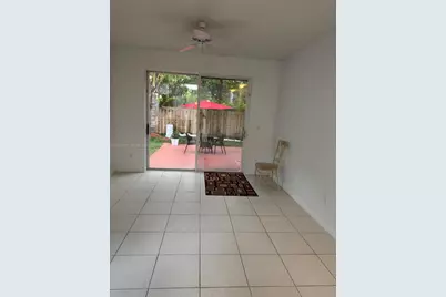 17110 NW 10th St, Pembroke Pines, FL 33028 - Photo 11