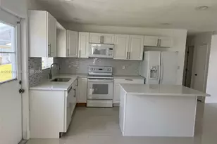 145 NW 41st Ct, Deerfield Beach, FL 33064 - Photo 11