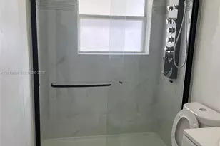 145 NW 41st Ct, Deerfield Beach, FL 33064 - Photo 13