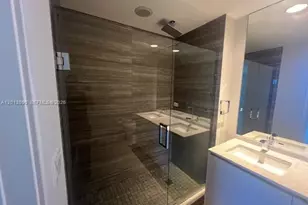 1010 Brickell Ave, Miami, FL 33131 - Photo 37