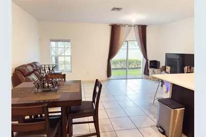 4009 NW 11th Dr, Lauderhill, FL 33313 - Photo 7