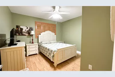 18100 N Bay Rd #1106, Sunny Isles Beach, FL 33160 - Photo 7