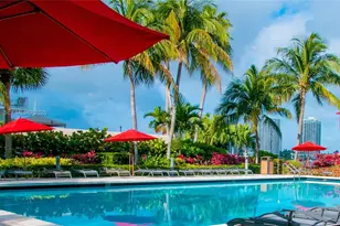 18100 N Bay Rd, Sunny Isles Beach, FL 33160 - Photo 1