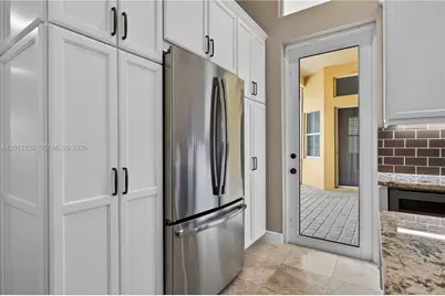 1306 Crossbill Ct, Weston, FL 33327 - Photo 13