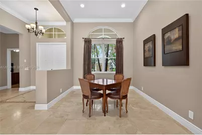 1306 Crossbill Ct, Weston, FL 33327 - Photo 17
