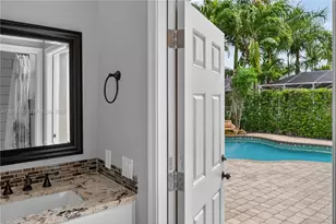 1306 Crossbill Ct, Weston, FL 33327 - Photo 37