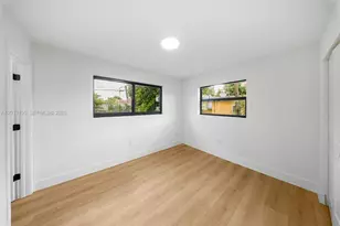 291 NW 184th Terrace, Miami Gardens, FL 33169 - Photo 17