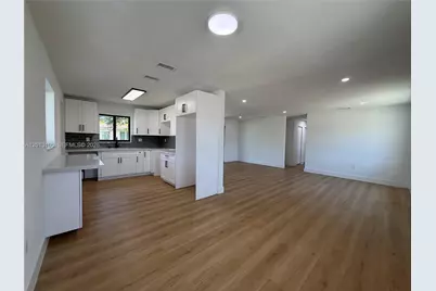 291 NW 184th Ter, Miami Gardens, FL 33169 - Photo 1