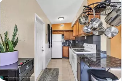 4720 NE 14th Ave, Pompano Beach, FL 33064 - Photo 5