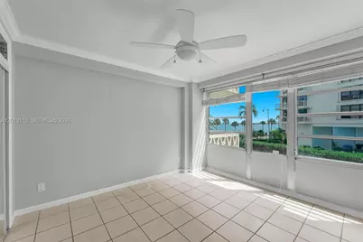 1430 Brickell Bay Dr #206, Miami, FL 33131 - Photo 21