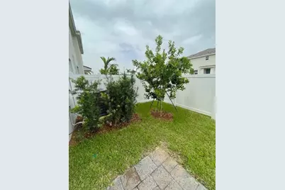 172 SW 171st Ln, Pembroke Pines, FL 33027 - Photo 11