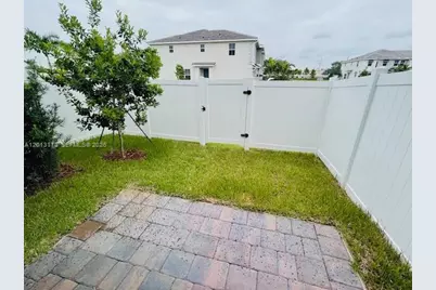 172 SW 171st Ln, Pembroke Pines, FL 33027 - Photo 9
