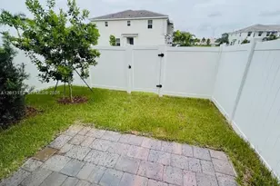 172 SW 171st Ln, Pembroke Pines, FL 33027 - Photo 9
