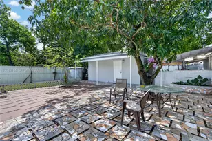 2450 NW 32nd St, Miami, FL 33142 - Photo 25