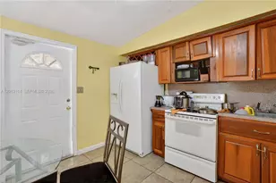 2450 NW 32nd St, Miami, FL 33142 - Photo 21