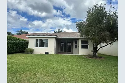 117 Palm Cir, Atlantis, FL 33462 - Photo 5