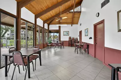 9330 Lagoon Pl #307, Davie, FL 33324 - Photo 37