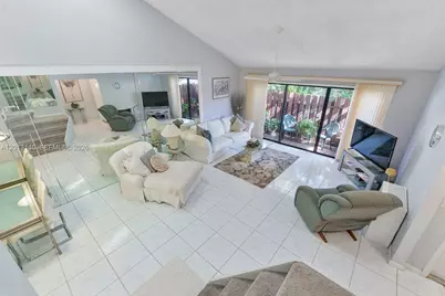 462 SE 14th St, Dania Beach, FL 33004 - Photo 15