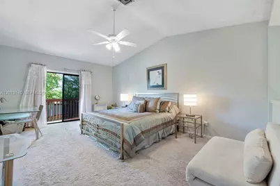 462 SE 14th St, Dania Beach, FL 33004 - Photo 17