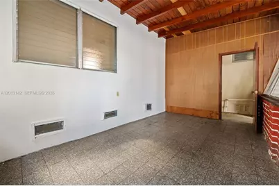 42 E 16th St, Hialeah, FL 33010 - Photo 21