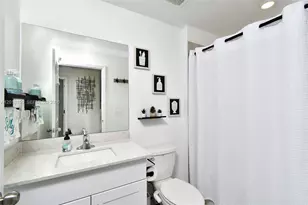 20340 Caroline Crk Pl, Lehigh Acres, FL 33974 - Photo 19