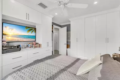 19757 SW 124th Ave, Miami, FL 33177 - Photo 29