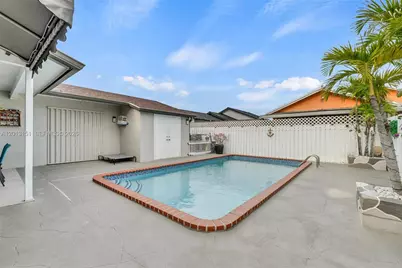 19757 SW 124th Ave, Miami, FL 33177 - Photo 41
